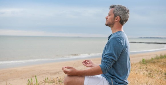 The Difference Between Meditation And Self-Hypnosis (And Why The Super Successful Make Them Part Of Their Morning Routines) The Difference Between Meditation And Self-Hypnosis (And Why The Super Successful Make Them Part Of Their Morning Routines)